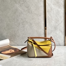 Loewe Puzzle Bags